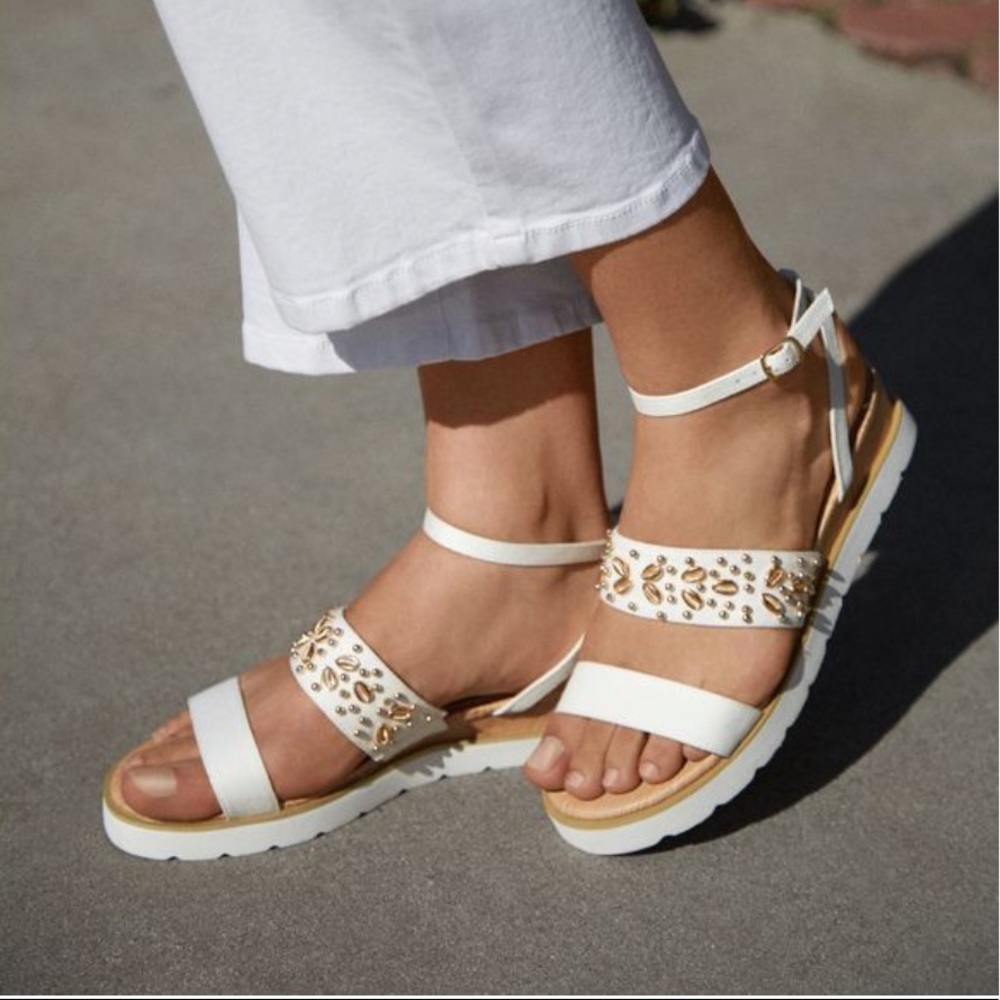 Flat Sandals NEW!!!